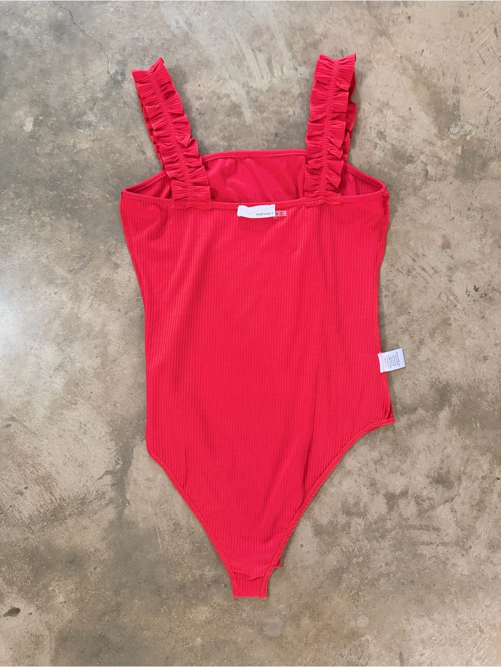 Heatherly Ribbed Red Bodysuit Ruffle Straps Snap Closure M - Picture 7 of 10